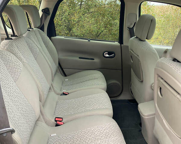 Чорний Рено Сценік, об'ємом двигуна 1.6 л та пробігом 226 тис. км за 5500 $, фото 12 на Automoto.ua