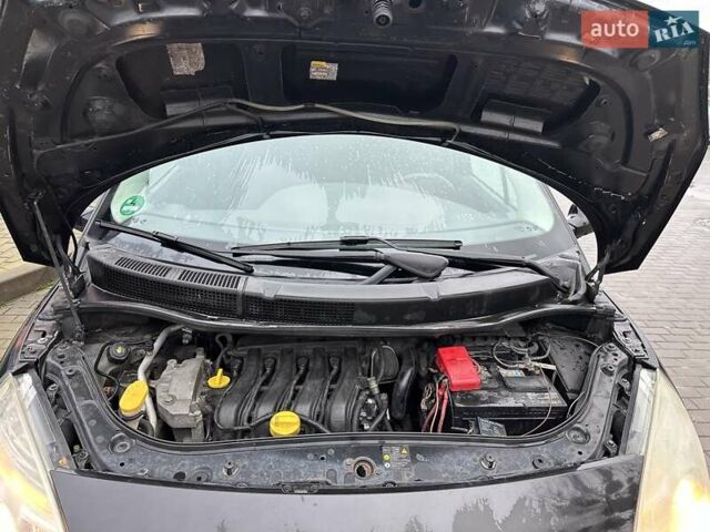 Черный Рено Сценик, объемом двигателя 1.6 л и пробегом 187 тыс. км за 5500 $, фото 25 на Automoto.ua