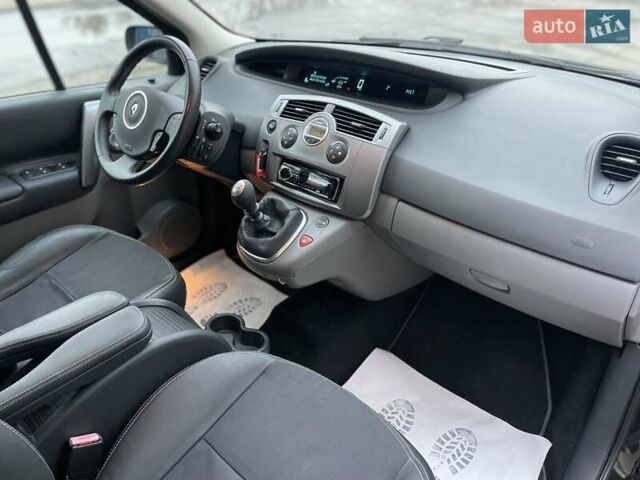 Чорний Рено Сценік, об'ємом двигуна 1.6 л та пробігом 174 тис. км за 6500 $, фото 50 на Automoto.ua