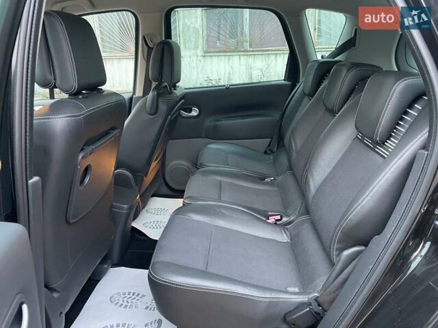 Чорний Рено Сценік, об'ємом двигуна 1.6 л та пробігом 174 тис. км за 6500 $, фото 31 на Automoto.ua