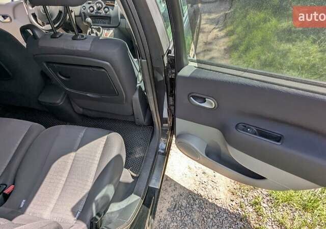 Чорний Рено Сценік, об'ємом двигуна 1.9 л та пробігом 242 тис. км за 6099 $, фото 22 на Automoto.ua