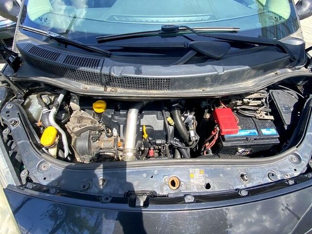 Черный Рено Сценик, объемом двигателя 1.5 л и пробегом 336 тыс. км за 4299 $, фото 6 на Automoto.ua