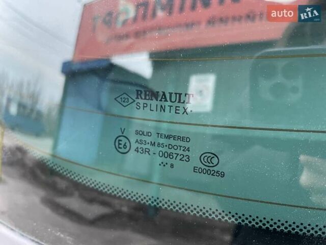 Чорний Рено Сценік, об'ємом двигуна 1.6 л та пробігом 174 тис. км за 6500 $, фото 63 на Automoto.ua
