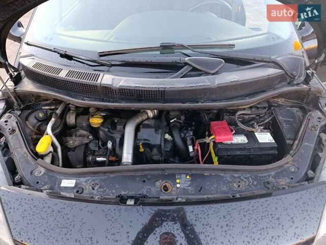 Рено Сценик 2008 в Львове на Automoto.ua Черный Рено Сценик, объемом двигателя 1.5 л и пробегом 269 тыс. км за 5000 $, фото 14 на Automoto.ua