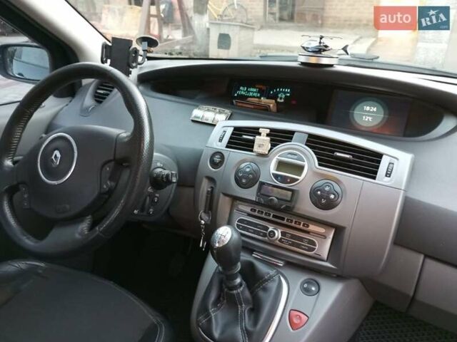 Чорний Рено Сценік, об'ємом двигуна 2 л та пробігом 336 тис. км за 6500 $, фото 3 на Automoto.ua
