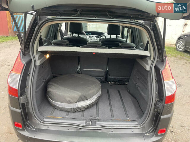 Черный Рено Сценик, объемом двигателя 1.6 л и пробегом 212 тыс. км за 5450 $, фото 17 на Automoto.ua