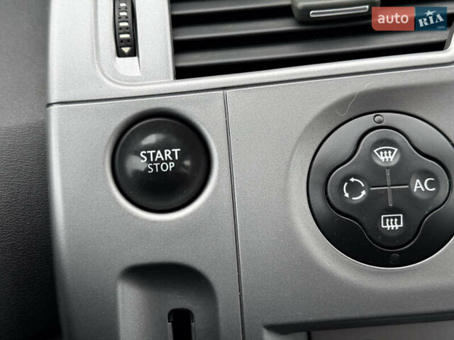 Черный Рено Сценик, объемом двигателя 1.9 л и пробегом 260 тыс. км за 4850 $, фото 47 на Automoto.ua