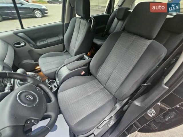 Черный Рено Сценик, объемом двигателя 1.6 л и пробегом 185 тыс. км за 5800 $, фото 89 на Automoto.ua