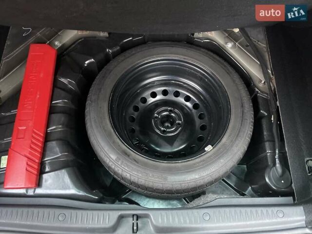 Чорний Рено Сценік, об'ємом двигуна 1.6 л та пробігом 174 тис. км за 6500 $, фото 37 на Automoto.ua