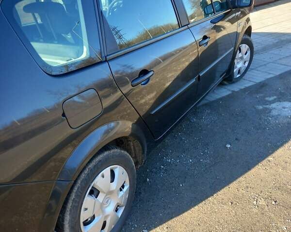 Черный Рено Сценик, объемом двигателя 1.9 л и пробегом 230 тыс. км за 5900 $, фото 6 на Automoto.ua
