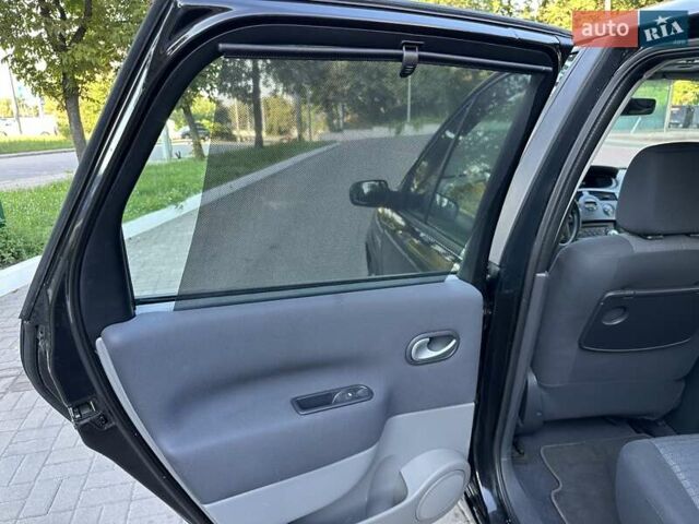 Черный Рено Сценик, объемом двигателя 1.6 л и пробегом 186 тыс. км за 5450 $, фото 8 на Automoto.ua