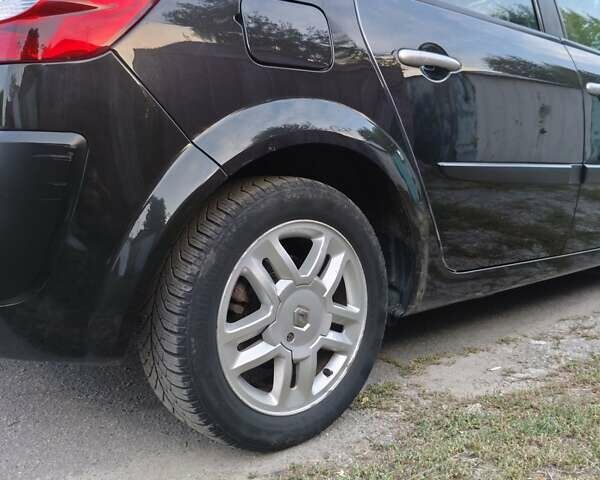 Черный Рено Сценик, объемом двигателя 1.6 л и пробегом 226 тыс. км за 6500 $, фото 14 на Automoto.ua