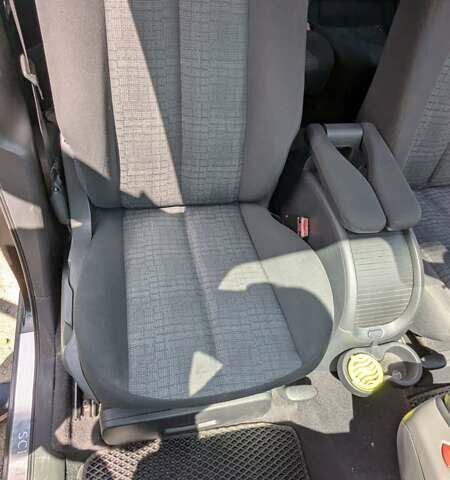 Чорний Рено Сценік, об'ємом двигуна 1.9 л та пробігом 242 тис. км за 6099 $, фото 19 на Automoto.ua