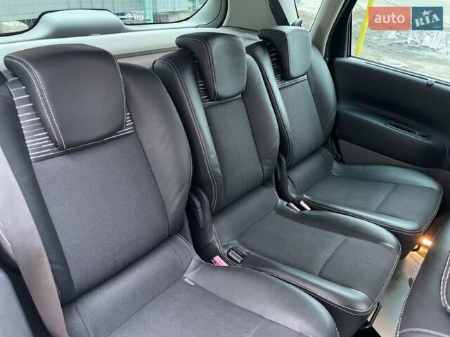 Чорний Рено Сценік, об'ємом двигуна 1.6 л та пробігом 174 тис. км за 6500 $, фото 42 на Automoto.ua