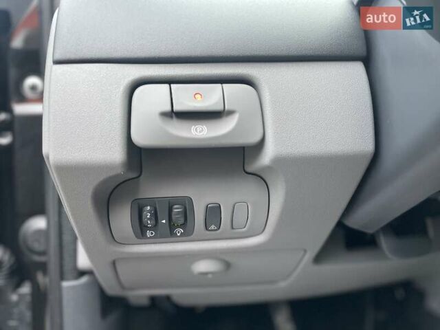 Чорний Рено Сценік, об'ємом двигуна 1.6 л та пробігом 174 тис. км за 6500 $, фото 11 на Automoto.ua