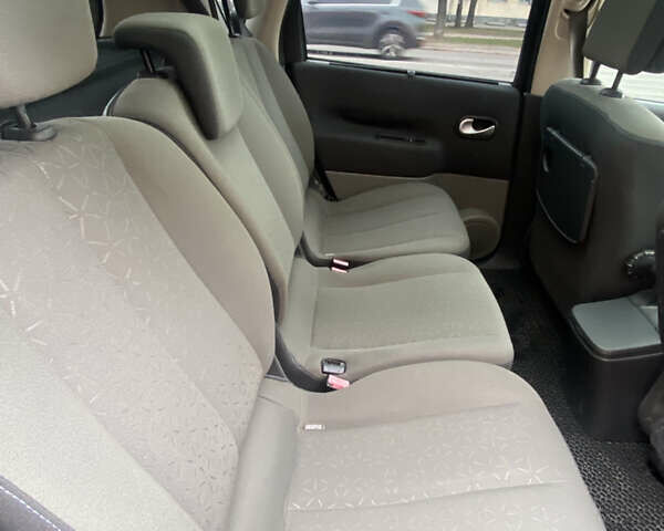 Черный Рено Сценик, объемом двигателя 1.6 л и пробегом 232 тыс. км за 6400 $, фото 18 на Automoto.ua