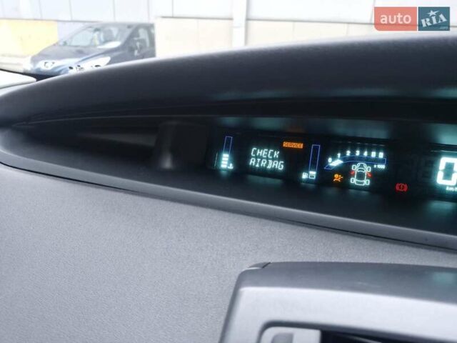 Черный Рено Сценик, объемом двигателя 1.5 л и пробегом 275 тыс. км за 5700 $, фото 20 на Automoto.ua