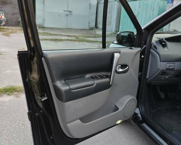 Черный Рено Сценик, объемом двигателя 1.6 л и пробегом 226 тыс. км за 6500 $, фото 28 на Automoto.ua