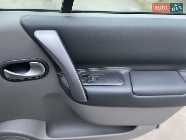 Чорний Рено Сценік, об'ємом двигуна 1.6 л та пробігом 174 тис. км за 6500 $, фото 46 на Automoto.ua