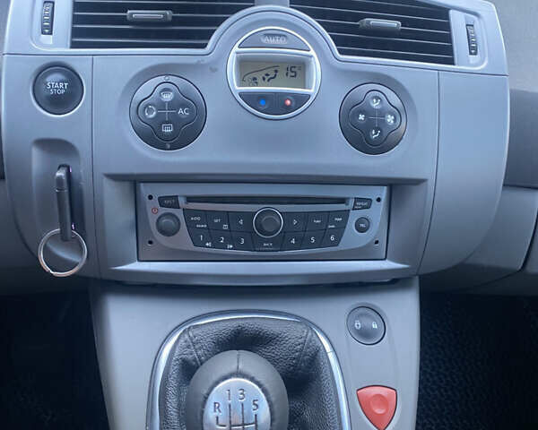 Черный Рено Сценик, объемом двигателя 1.6 л и пробегом 232 тыс. км за 6400 $, фото 10 на Automoto.ua