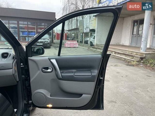 Чорний Рено Сценік, об'ємом двигуна 1.6 л та пробігом 174 тис. км за 6500 $, фото 45 на Automoto.ua