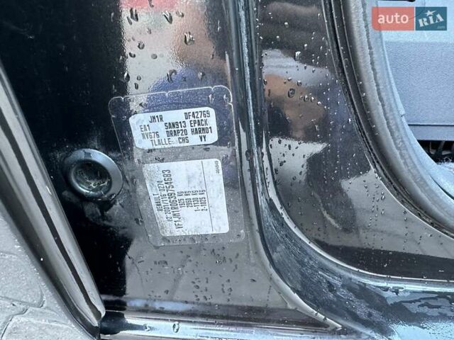 Черный Рено Сценик, объемом двигателя 1.6 л и пробегом 186 тыс. км за 5450 $, фото 27 на Automoto.ua
