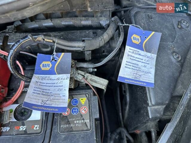 Черный Рено Сценик, объемом двигателя 1.6 л и пробегом 187 тыс. км за 5600 $, фото 27 на Automoto.ua