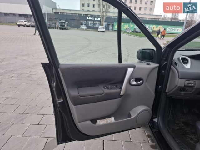 Черный Рено Сценик, объемом двигателя 1.9 л и пробегом 289 тыс. км за 4800 $, фото 9 на Automoto.ua