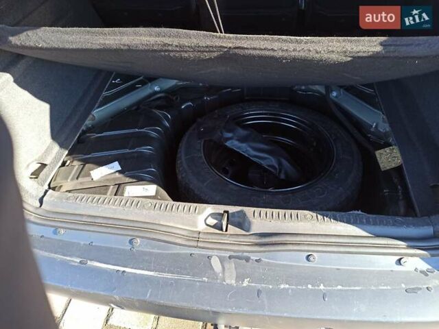 Чорний Рено Сценік, об'ємом двигуна 1.6 л та пробігом 246 тис. км за 4999 $, фото 16 на Automoto.ua