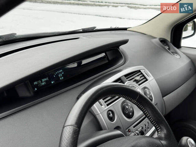 Черный Рено Сценик, объемом двигателя 1.9 л и пробегом 260 тыс. км за 4850 $, фото 31 на Automoto.ua