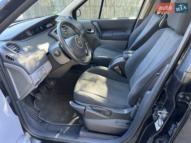 Черный Рено Сценик, объемом двигателя 1.6 л и пробегом 187 тыс. км за 5600 $, фото 22 на Automoto.ua
