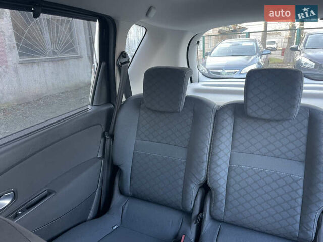 Черный Рено Сценик, объемом двигателя 1.5 л и пробегом 149 тыс. км за 8800 $, фото 19 на Automoto.ua