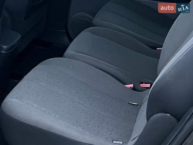 Чорний Рено Сценік, об'ємом двигуна 1.6 л та пробігом 247 тис. км за 5250 $, фото 17 на Automoto.ua