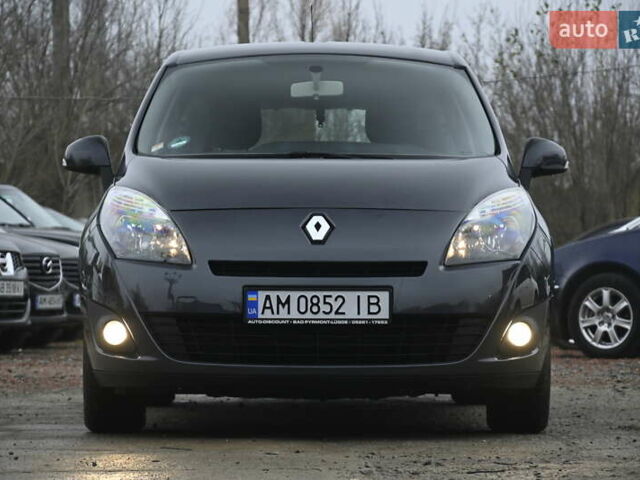 Чорний Рено Сценік, об'ємом двигуна 1.6 л та пробігом 206 тис. км за 6999 $, фото 4 на Automoto.ua