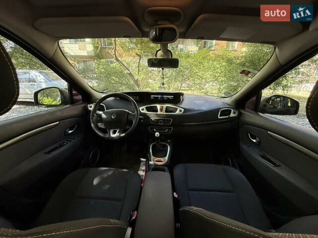 Черный Рено Сценик, объемом двигателя 1.4 л и пробегом 263 тыс. км за 6700 $, фото 30 на Automoto.ua