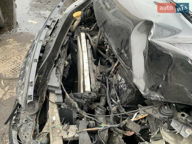 Чорний Рено Сценік, об'ємом двигуна 1.6 л та пробігом 190 тис. км за 1999 $, фото 9 на Automoto.ua