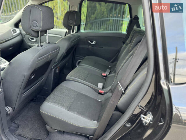 Чорний Рено Сценік, об'ємом двигуна 1.46 л та пробігом 247 тис. км за 6499 $, фото 8 на Automoto.ua