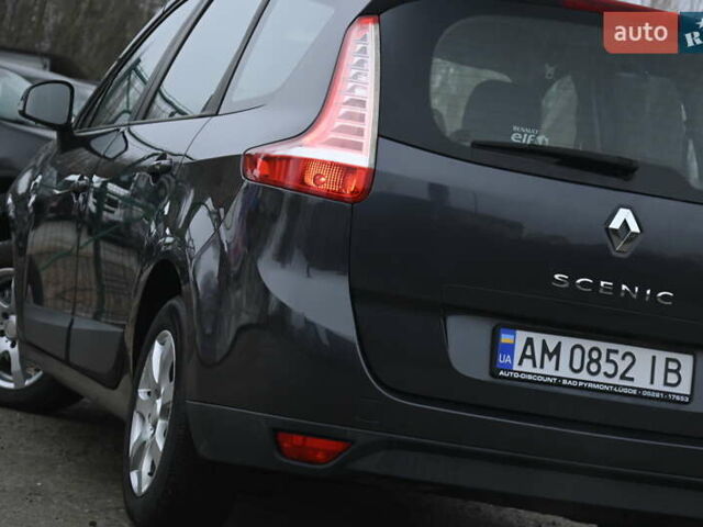 Чорний Рено Сценік, об'ємом двигуна 1.6 л та пробігом 206 тис. км за 6999 $, фото 10 на Automoto.ua