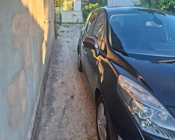 Рено Сценик 2009 в Днепре (Днепропетровске) на Automoto.ua Черный Рено Сценик, объемом двигателя 1.4 л и пробегом 283 тыс. км за 6900 $, фото 1 на Automoto.ua