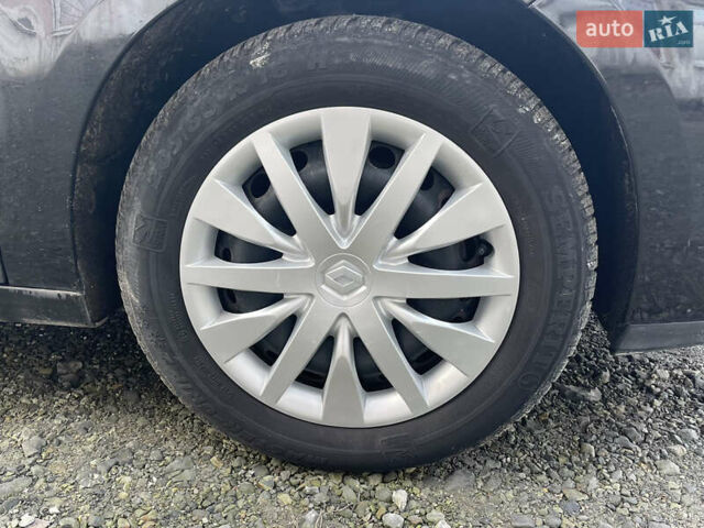 Черный Рено Сценик, объемом двигателя 1.5 л и пробегом 149 тыс. км за 8800 $, фото 63 на Automoto.ua