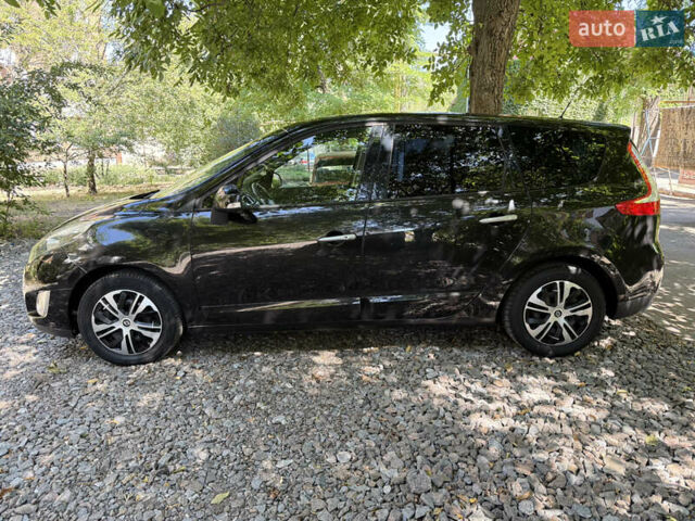 Черный Рено Сценик, объемом двигателя 1.4 л и пробегом 263 тыс. км за 6700 $, фото 3 на Automoto.ua