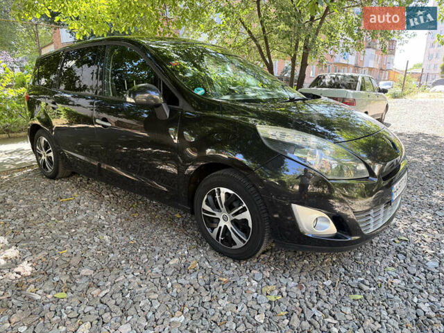 Черный Рено Сценик, объемом двигателя 1.4 л и пробегом 263 тыс. км за 6700 $, фото 11 на Automoto.ua