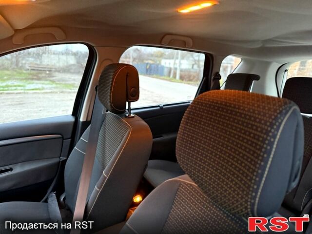 Чорний Рено Сценік, об'ємом двигуна 1.5 л та пробігом 140 тис. км за 6500 $, фото 7 на Automoto.ua