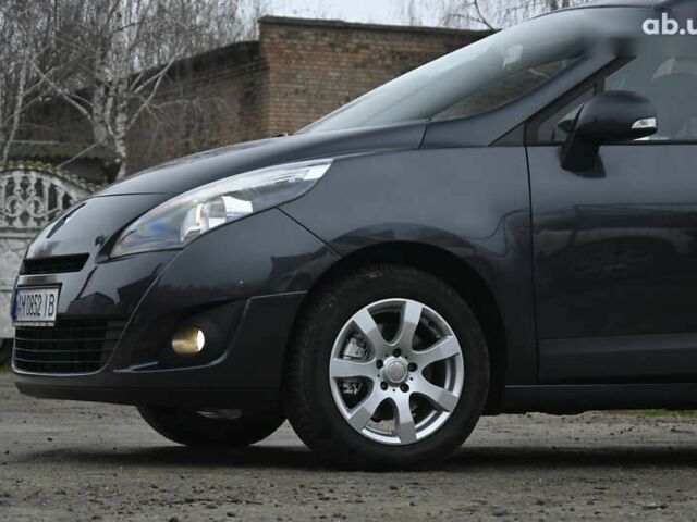 Чорний Рено Сценік, об'ємом двигуна 1.6 л та пробігом 206 тис. км за 6999 $, фото 6 на Automoto.ua