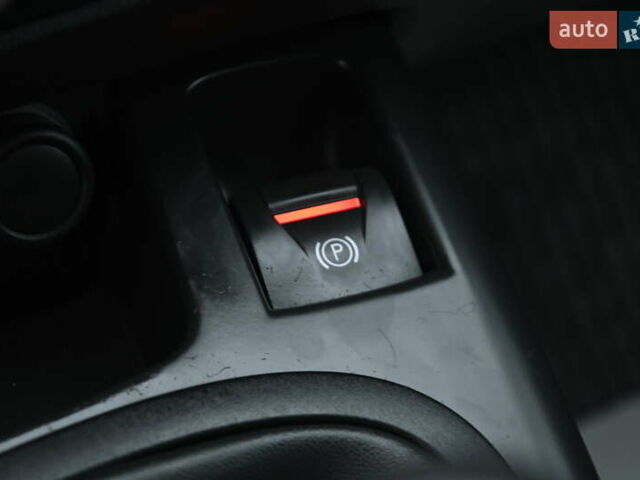 Чорний Рено Сценік, об'ємом двигуна 1.6 л та пробігом 206 тис. км за 6999 $, фото 23 на Automoto.ua