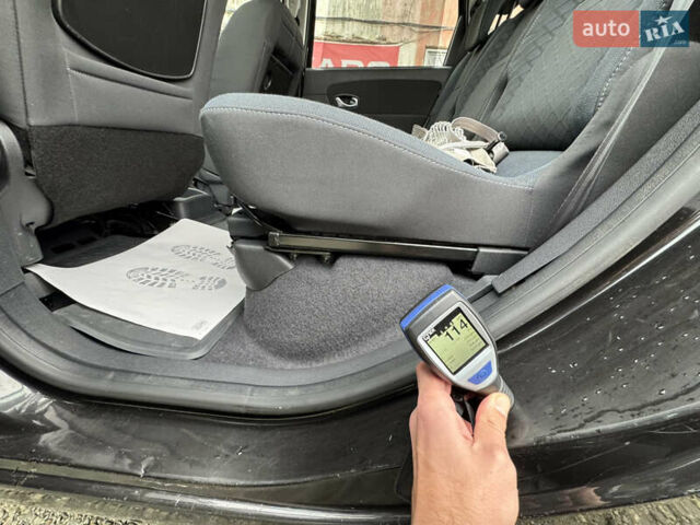 Черный Рено Сценик, объемом двигателя 1.5 л и пробегом 149 тыс. км за 8800 $, фото 86 на Automoto.ua
