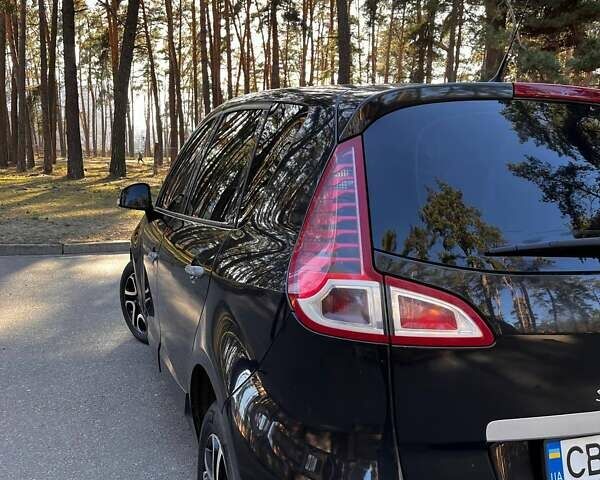 Черный Рено Сценик, объемом двигателя 1.87 л и пробегом 263 тыс. км за 7200 $, фото 6 на Automoto.ua