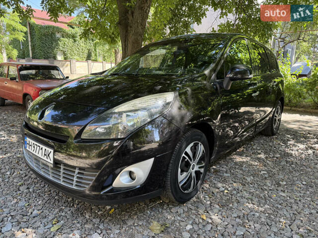 Черный Рено Сценик, объемом двигателя 1.4 л и пробегом 263 тыс. км за 6700 $, фото 1 на Automoto.ua