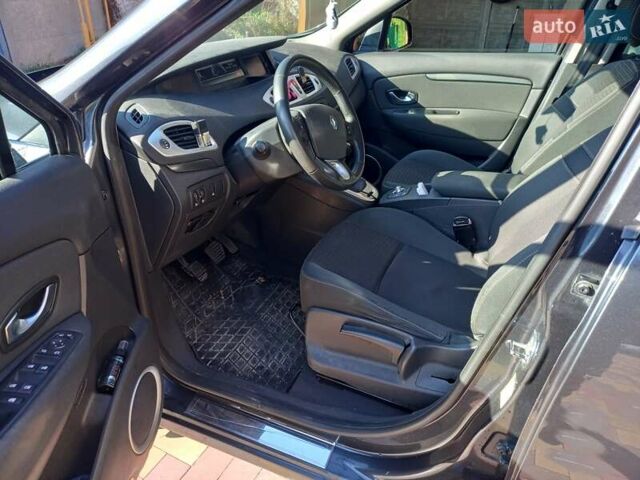 Чорний Рено Сценік, об'ємом двигуна 1.4 л та пробігом 250 тис. км за 6500 $, фото 6 на Automoto.ua
