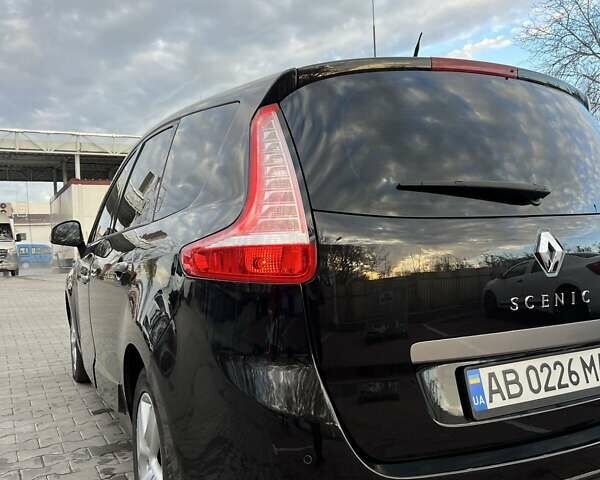Чорний Рено Сценік, об'ємом двигуна 2 л та пробігом 180 тис. км за 7800 $, фото 20 на Automoto.ua